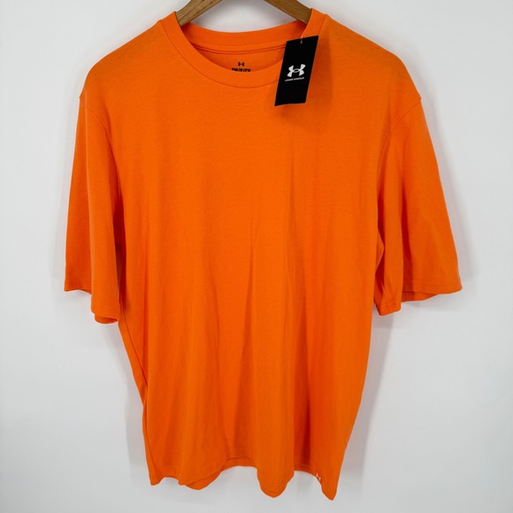 Under Armour Men Loose Boxy Short Sleeve Playback T Shirt Orange Small NWT - Picture 2 of 5